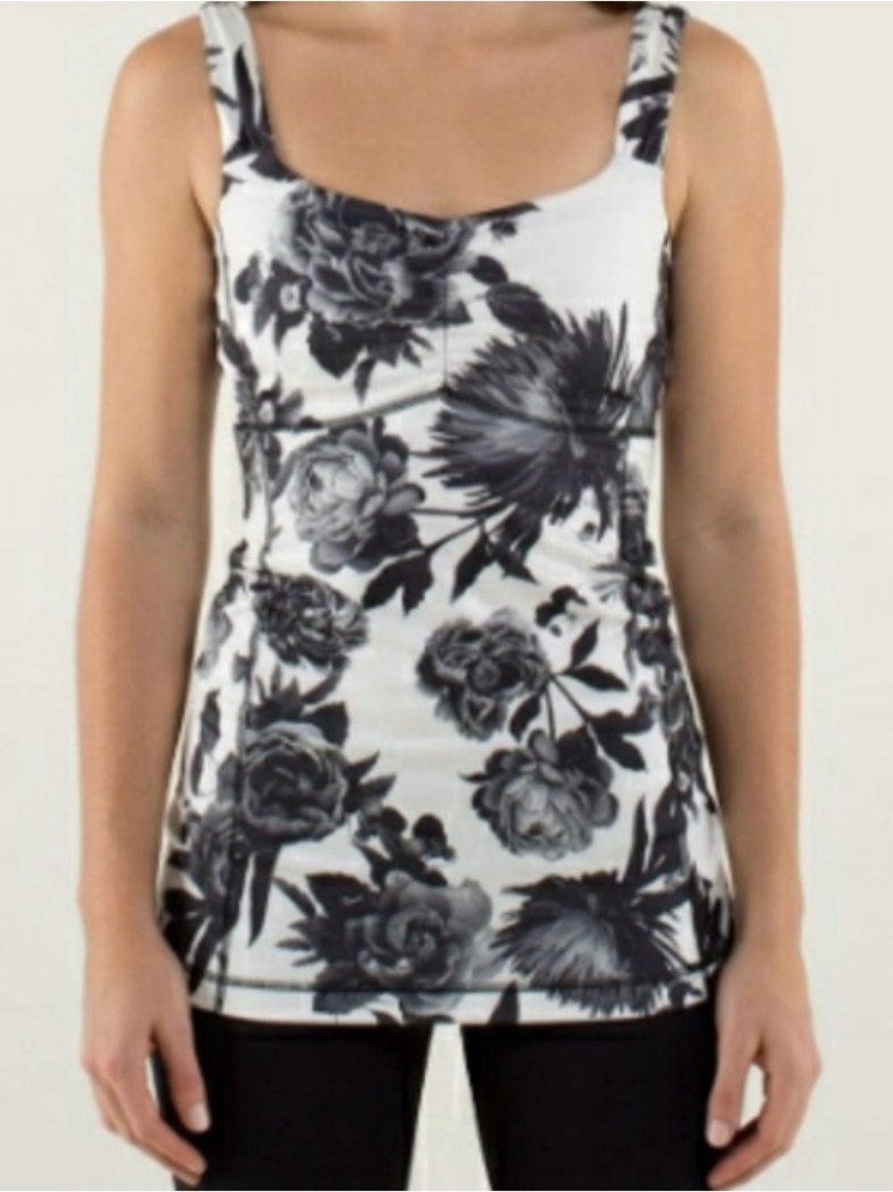 Lululemon Aria Floral Scoop Neck Tank Top in Black & White size 8